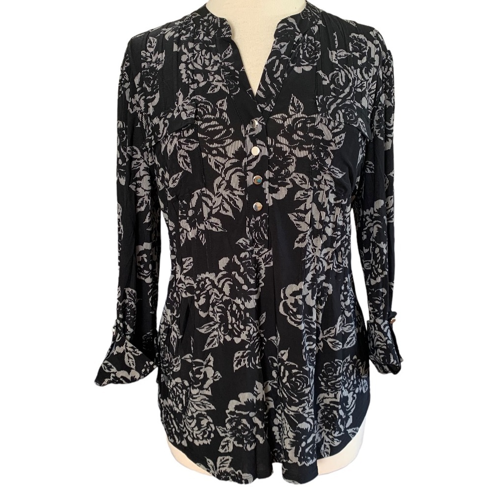 COCOMO Large Black Gray 3/4 sleeve floral women’s Pintuck Blouse top shirt